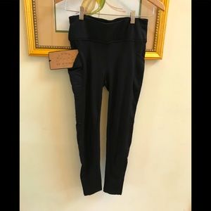 Women’s small black saga pants